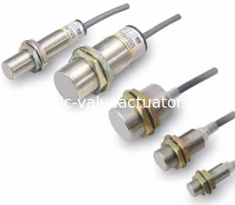 good price New Original E2E-X8MB1TL12-5M Proximity Sensor Inductive 5 Meters online